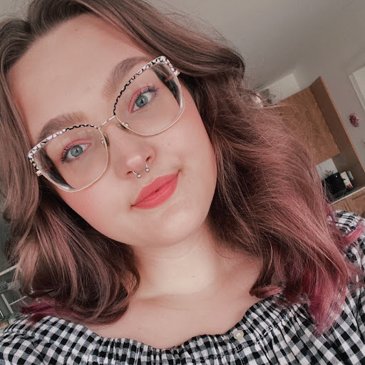 Amelia Bailey Photo 22