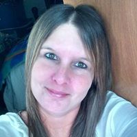 April Dickerson Photo 37
