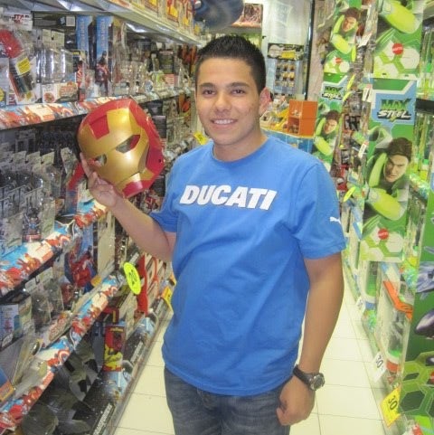 Carlos Barragan Photo 11