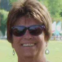 Deborah Straub Photo 17
