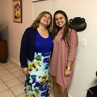 Andrea Betancourt Photo 14