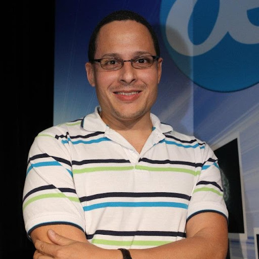 Alberto Alvarez Photo 6