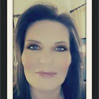 Shelley Holden Photo 5