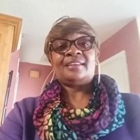 Angela Sowell Photo 16