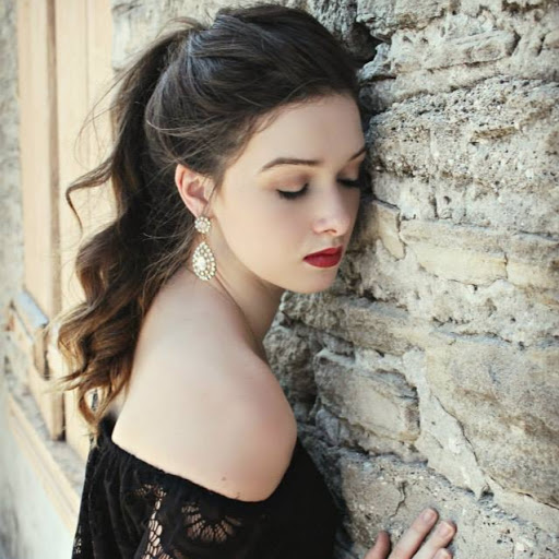 Alyssa Reed Photo 18