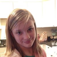 Alexis Burns Photo 10