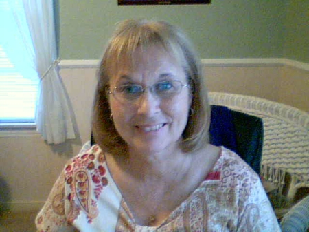 Nina Gibson Photo 8