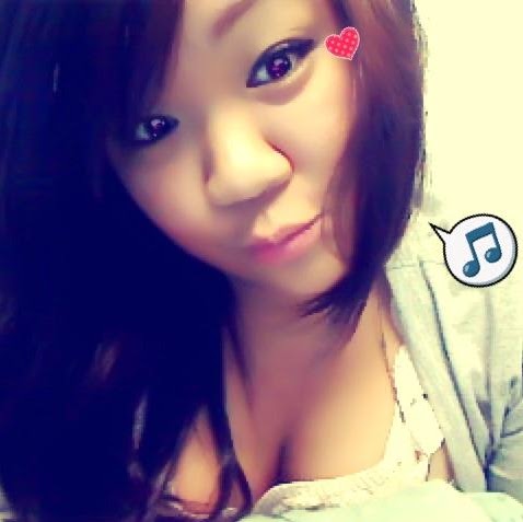 Christine Hoang Photo 9