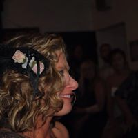 Allison Rowland Photo 20