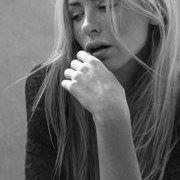 Rebecca Becerra Photo 7