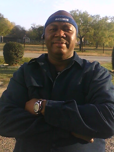 Robert Ervin Photo 25