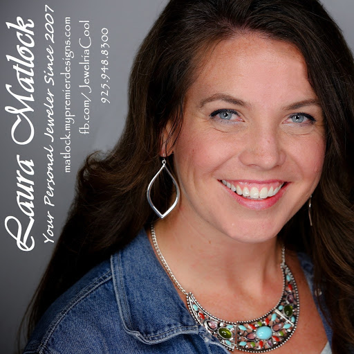 Laura Matlock Photo 15