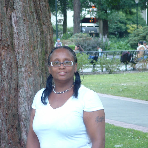 Lisa Haynes Photo 14