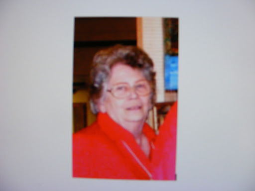 Martha Elliott Photo 14
