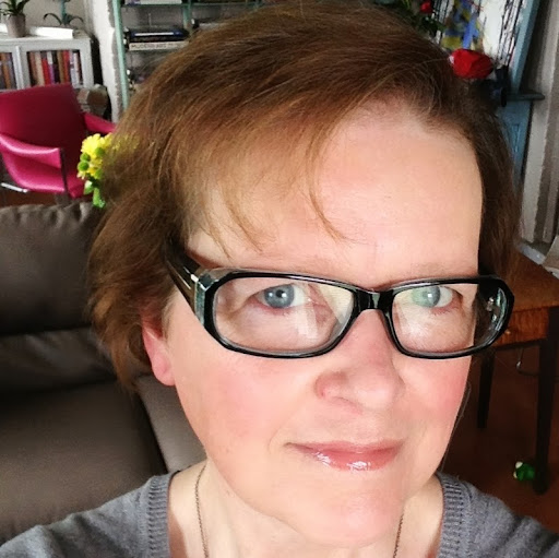 Catherine Darnell Photo 15