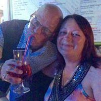 Tracey Burns Photo 27