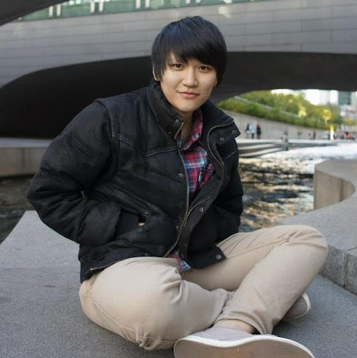 Lynn Yang Photo 19