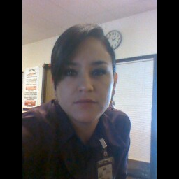 Julia Macias Photo 12