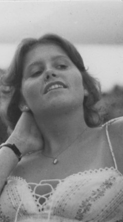 Vivian Evans Photo 10