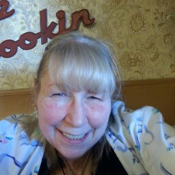 Mary Welsh Photo 9