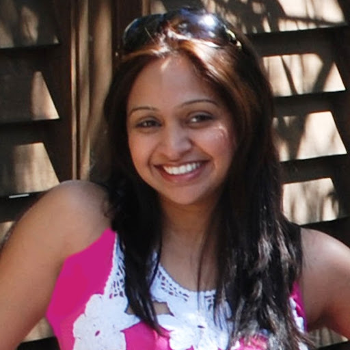 Arlene Almeida Photo 23