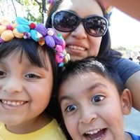 Sandra Botello Photo 15