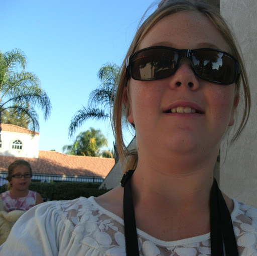 Emily Carey Photo 52