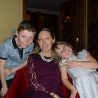 Elaine Hogan Photo 15