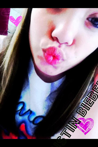 Cara Watts Photo 11