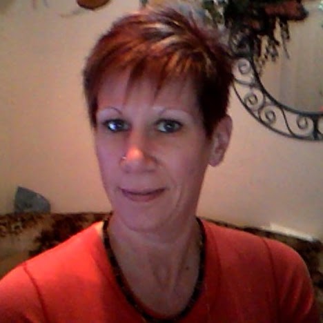 Lisa Davidson Photo 33