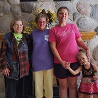 Regina Nicholson Photo 29