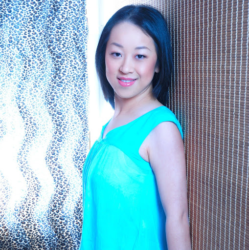 Rebecca Liu Photo 8
