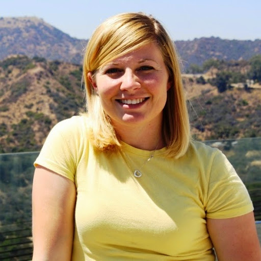 Amy Saunders Photo 42