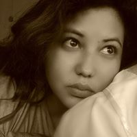 Johanna Graham Photo 10