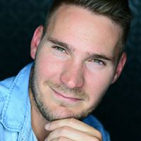 Robert Kwiatkowski Photo 29