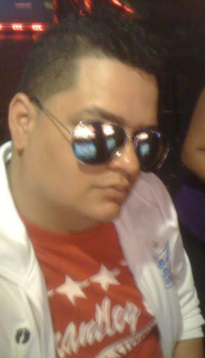 Luis Cosme Photo 27