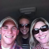 Melissa Meeks Photo 12
