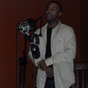 Larry Vaughan Photo 7
