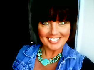 Dee Cooper Photo 5