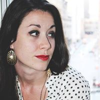 Elizabeth Proulx Photo 25