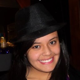 Maria Zuleta Photo 30