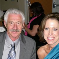 Julie Tyler Photo 7