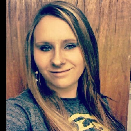 Katelyn Hall Photo 17