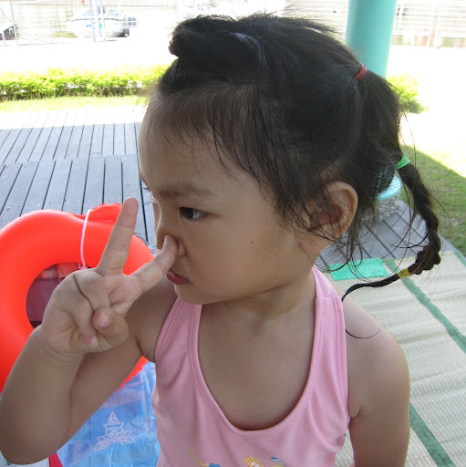Sandy Lin Photo 13