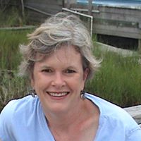 Julia Cox Photo 42