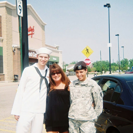 Susan Sanders Photo 38