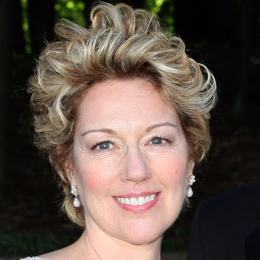 Susan Hurley Photo 34