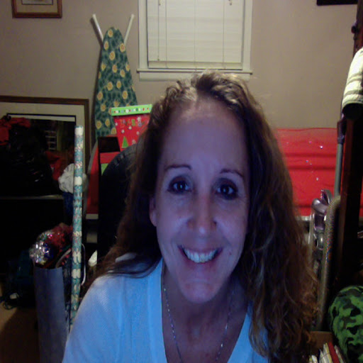 Debbie Revis Photo 9