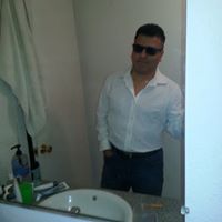 Roberto Sanchez Photo 26