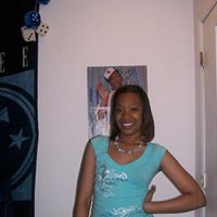 Alyssa Mills Photo 21